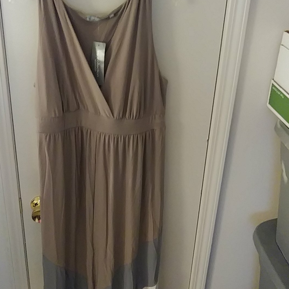 NY Collection Beige White and Gray Maxi Dress